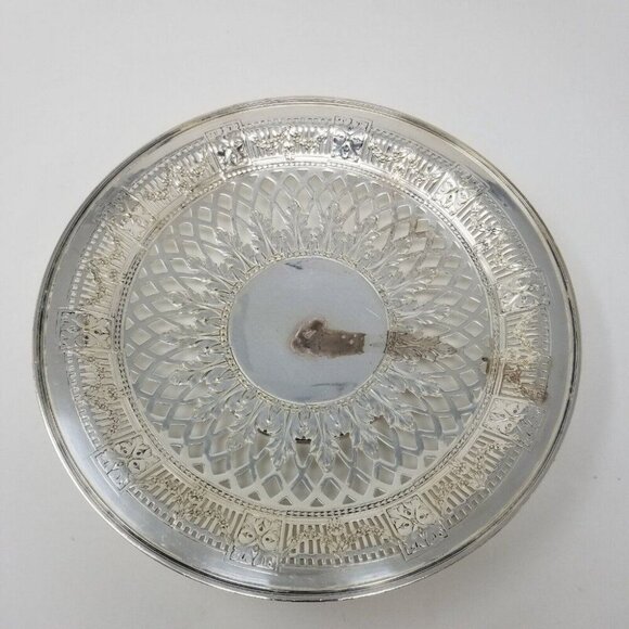 Vintage 1903-1941 The Wallingford Co. 10" Pierced Serving Tray Silver Plated